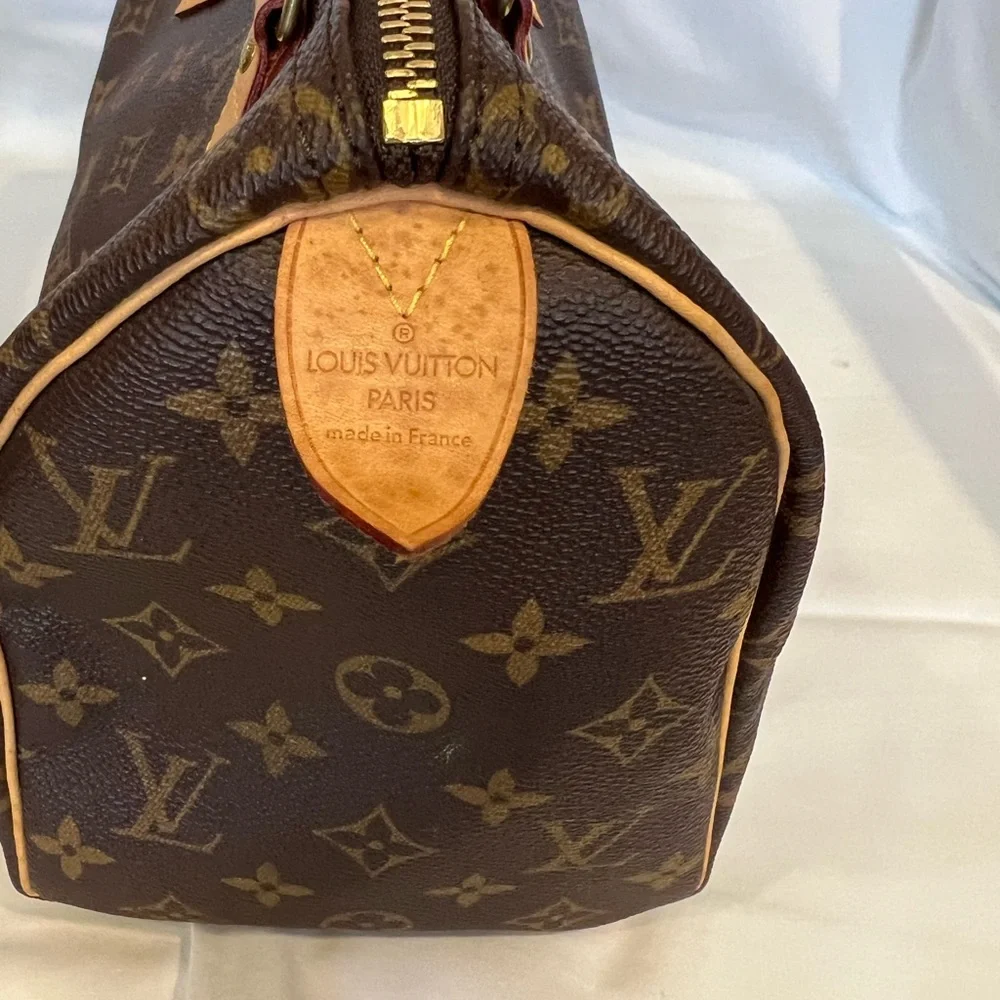 Authentic Louis Vuitton Speedy 25cm Handbag - Picture 2 of 12